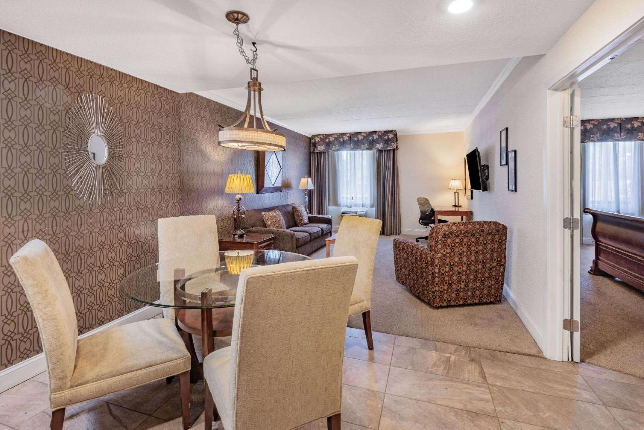 Wyndham Garden York Ξενοδοχείο Εξωτερικό φωτογραφία